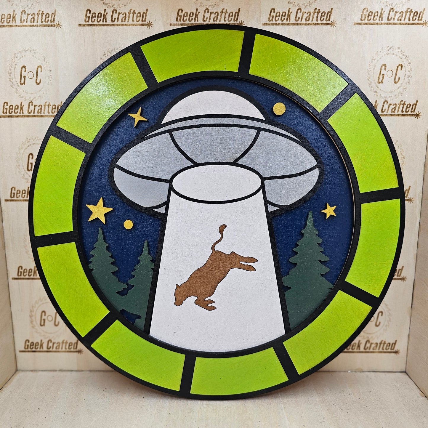 11.5" round hanging UFO Sign
