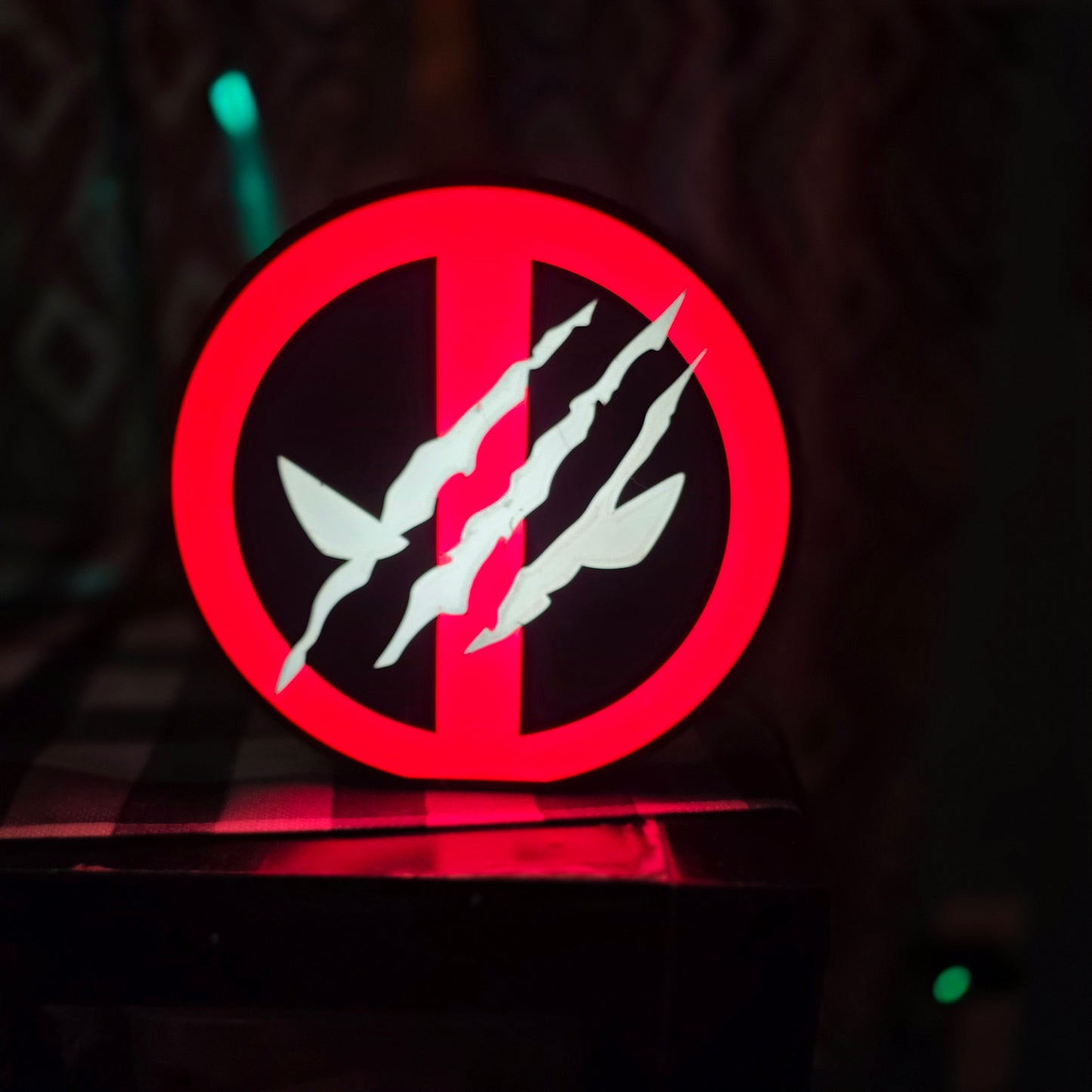 Deadpool/Wolverine Lightbox